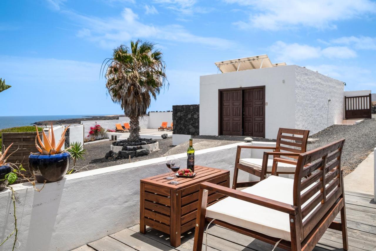 Playa Marina Eco Bungalow Arrieta 阿列塔 外观 照片