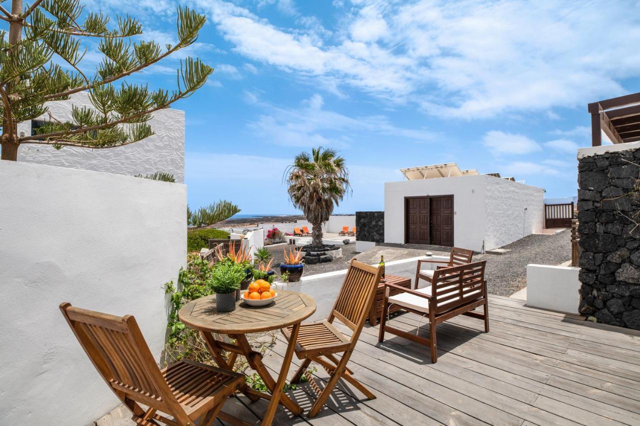 Playa Marina Eco Bungalow Arrieta 阿列塔 外观 照片