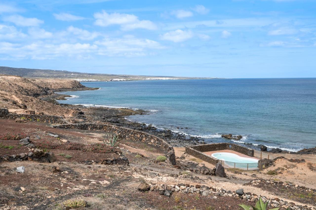 Playa Marina Eco Bungalow Arrieta 阿列塔 外观 照片